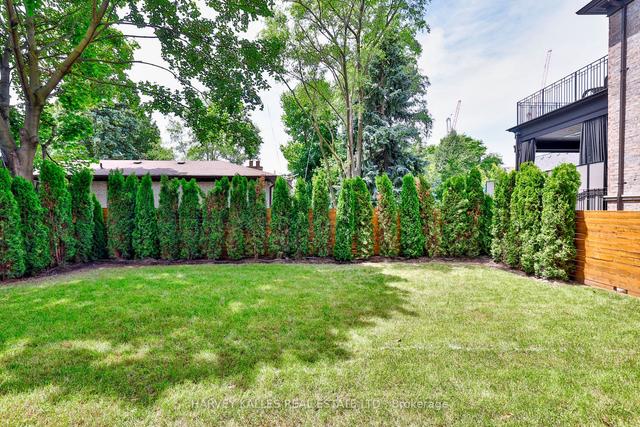 4 Forest Wood, House detached with 5 bedrooms, 8 bathrooms and 5 parking in Toronto ON | Image 31