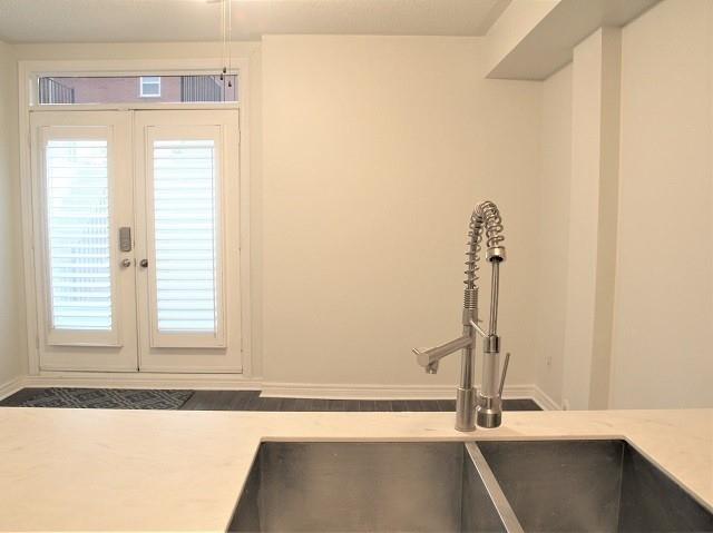 190 Wiltshire Ave, Townhouse with 2 bedrooms, 1 bathrooms and 1 parking in Toronto ON | Image 11