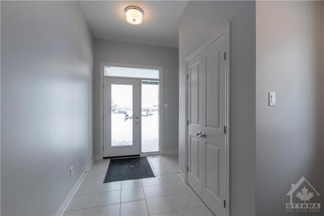 668 Moonflower Crescent, House detached with 5 bedrooms, 5 bathrooms and 4 parking in Ottawa ON | Image 2