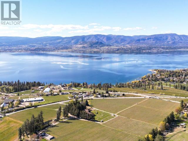 570 Gowen Pl, House detached with 4 bedrooms, 2 bathrooms and 2 parking in Kelowna BC | Image 56