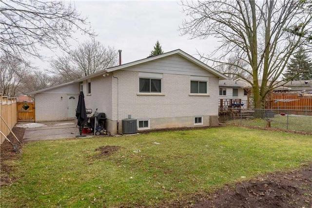 1345 Ester Dr, House detached with 3 bedrooms, 2 bathrooms and 2 parking in Burlington ON | Image 20