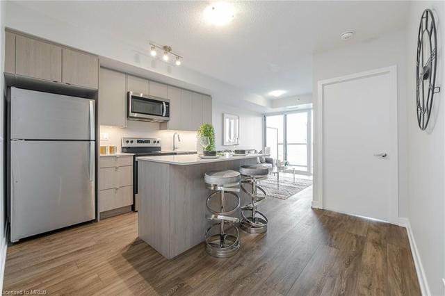 B509 - 3200 Dakota Common Common, House attached with 2 bedrooms, 1 bathrooms and 1 parking in Burlington ON | Image 33