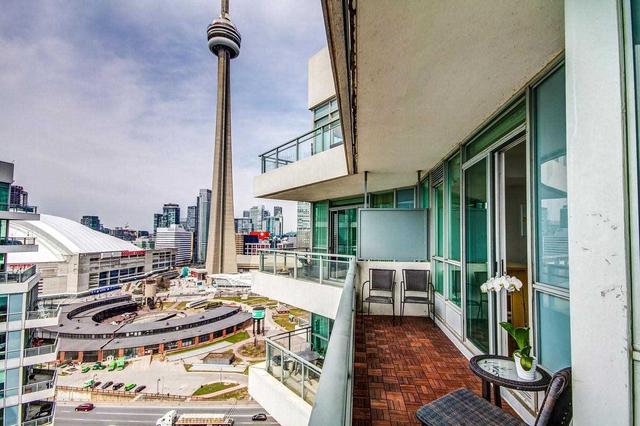 2706 - 228 Queens Quay W, Condo with 2 bedrooms, 2 bathrooms and 1 parking in Toronto ON | Image 25