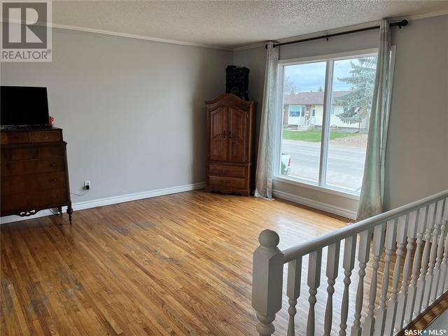 612 3rd St N, House detached with 4 bedrooms, 2 bathrooms and null parking in Martensville SK | Image 5