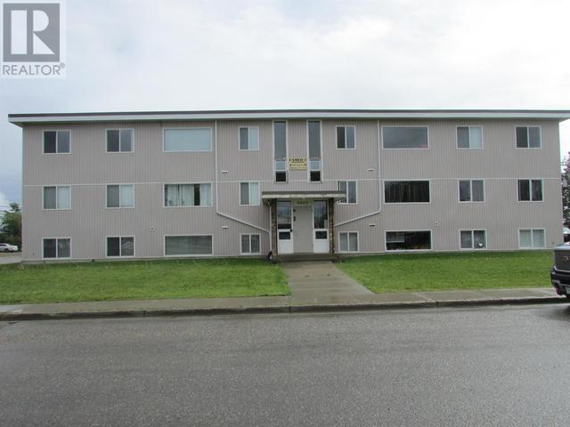 108 - 9807 104 Ave, Condo with 1 bedrooms, 1 bathrooms and null parking in Fort St. John BC | Image 2