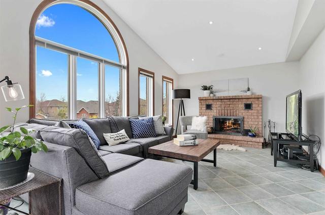 3 Morningstar Ct, House detached with 3 bedrooms, 3 bathrooms and 6 parking in Hamilton ON | Image 7