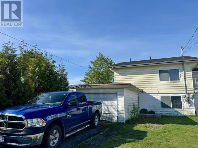 18 Heron St, House attached with 3 bedrooms, 2 bathrooms and null parking in Kitimat BC | Image 1