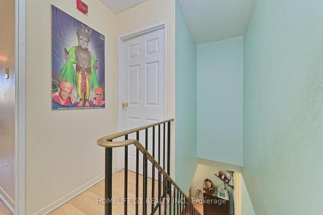 39 - 100 Mornelle Ct, Townhouse with 3 bedrooms, 1 bathrooms and 1 parking in Toronto ON | Image 11