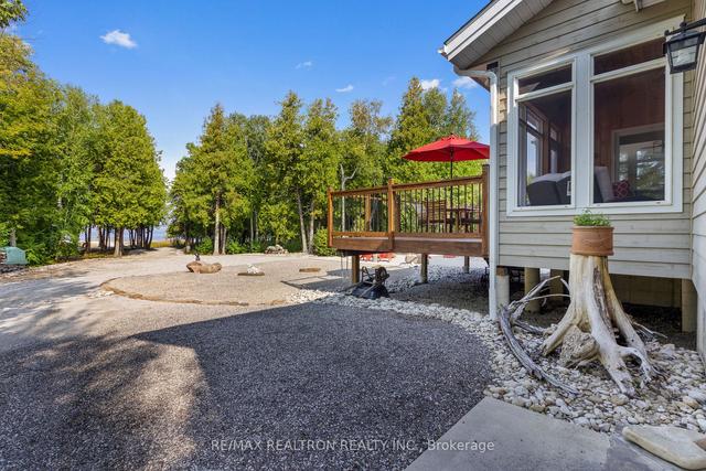 156 Queen's Bush Rd, House detached with 3 bedrooms, 2 bathrooms and 9 parking in Meaford ON | Image 7