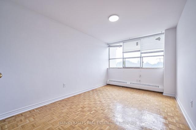 304 - 2000 Sheppard Ave W, House detached with 2 bedrooms, 1 bathrooms and 0 parking in Toronto ON | Image 15