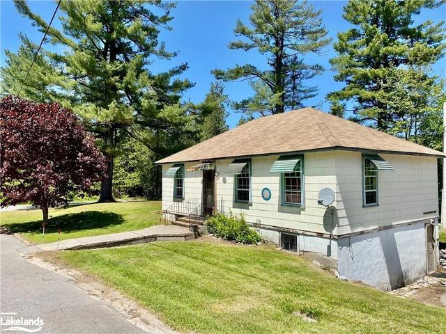 10501 County 503 Highway, House detached with 3 bedrooms, 1 bathrooms and 10 parking in Highlands East ON | Image 12