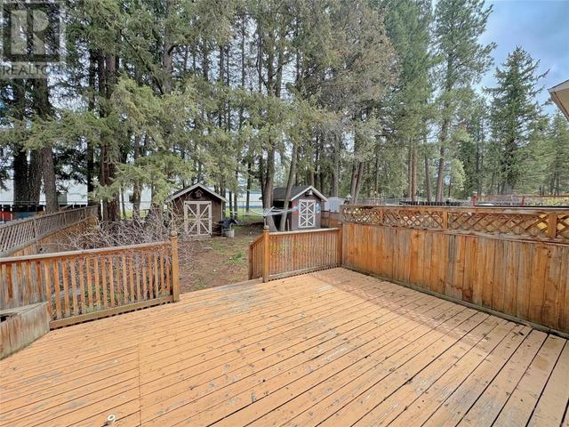 105 Ridgewood Dr, House attached with 4 bedrooms, 1 bathrooms and 2 parking in Princeton BC | Image 4