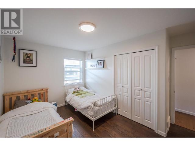 5709 Impett Pl, House detached with 4 bedrooms, 3 bathrooms and 1 parking in Summerland BC | Image 17