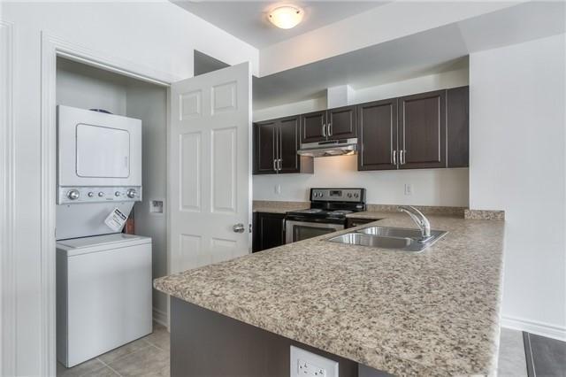 3104 - 2420 Baronwood Dr, Townhouse with 2 bedrooms, 3 bathrooms and 1 parking in Oakville ON | Image 7