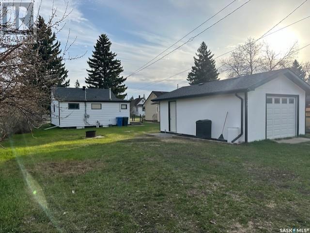 325 8th Ave W, House detached with 3 bedrooms, 1 bathrooms and null parking in Melville SK | Image 26