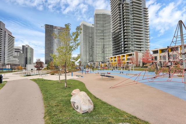 2107 - 115 Mcmahon Dr, Condo with 1 bedrooms, 1 bathrooms and 0 parking in Toronto ON | Image 19