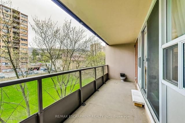 409 - 1964 Main St W, Condo with 3 bedrooms, 2 bathrooms and 1 parking in Hamilton ON | Image 27