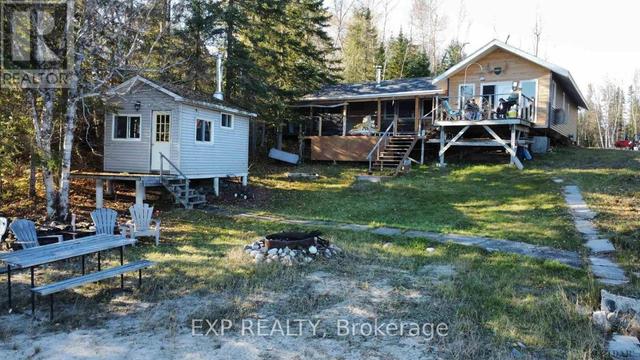 221 Watabeag Lake Rd, House detached with 3 bedrooms, 1 bathrooms and 10 parking in Cochrane, Unorganized, South West Part ON | Image 1