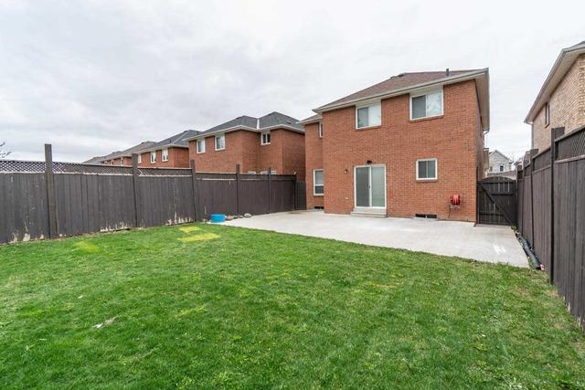 74 Ravenscliffe Ct, House detached with 4 bedrooms, 4 bathrooms and 6 parking in Brampton ON | Image 30