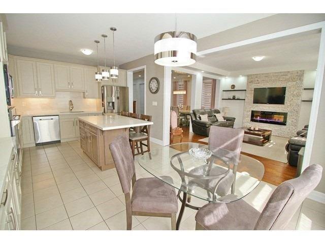 1248 Leger Way, House detached with 4 bedrooms, 4 bathrooms and 4 parking in Milton ON | Image 3