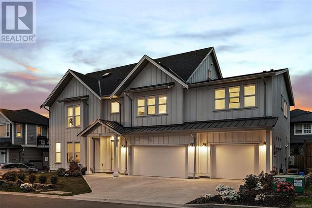 814 Albatross Pl, House detached with 6 bedrooms, 6 bathrooms and 6 parking in Langford BC | Image 1