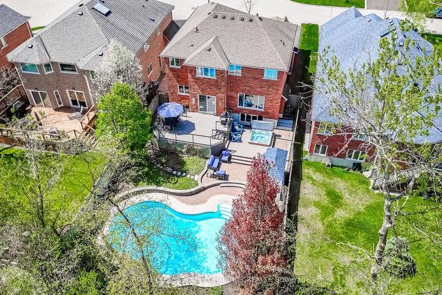 11 Marinucci Ct, House detached with 4 bedrooms, 3 bathrooms and 6 parking in Richmond Hill ON | Image 12