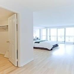 PH01 - 28 Hollywood Ave, Condo with 2 bedrooms, 2 bathrooms and 1 parking in Toronto ON | Image 2