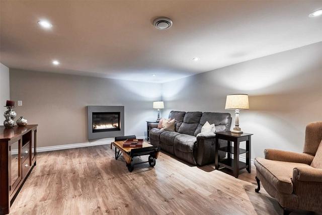 2747 Bellwood Dr, House detached with 3 bedrooms, 4 bathrooms and 8 parking in Clarington ON | Image 25