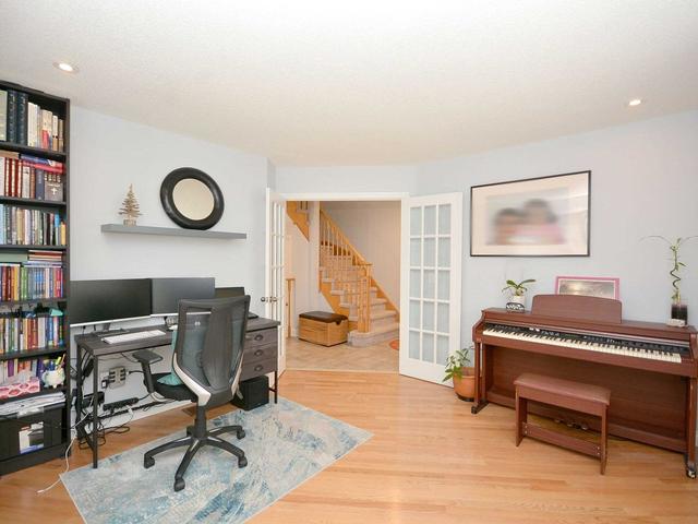 3180 Joel Kerbel Pl, House attached with 3 bedrooms, 3 bathrooms and 3 parking in Mississauga ON | Image 40