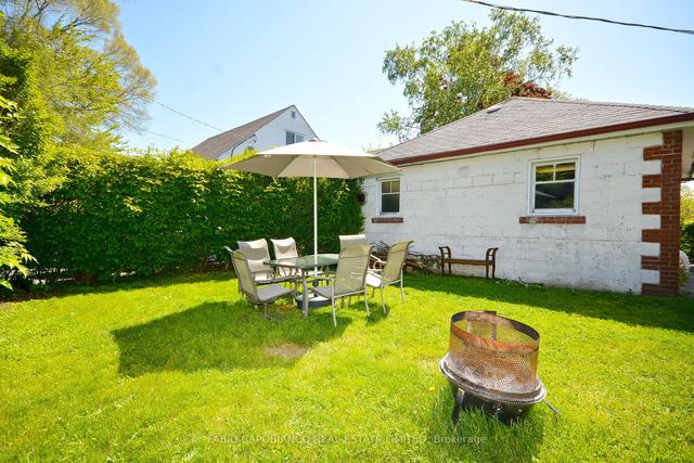 1243 Ogden Ave, House detached with 2 bedrooms, 1 bathrooms and 4 parking in Mississauga ON | Image 24