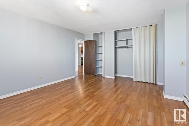 1303 - 10160 116 St Nw, Condo with 2 bedrooms, 1 bathrooms and 1 parking in Edmonton AB | Image 13