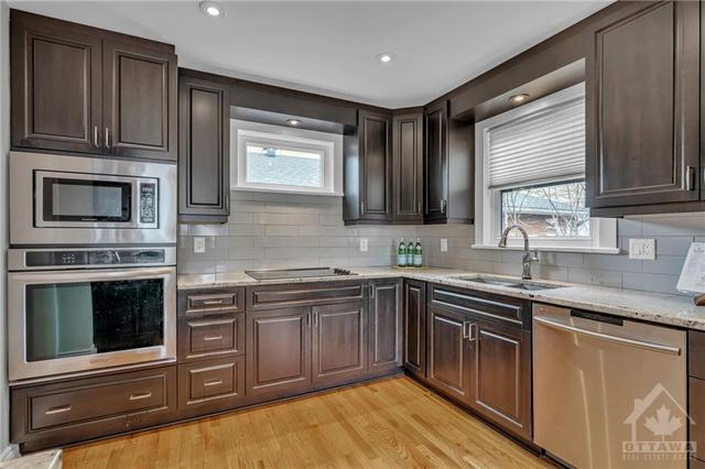 707 Fraser Avenue, House detached with 5 bedrooms, 3 bathrooms and 3 parking in Ottawa ON | Image 9