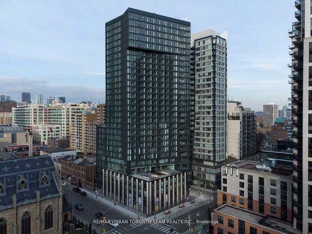 ph102 - 60 Shuter St, Condo with 2 bedrooms, 2 bathrooms and 0 parking in Toronto ON | Image 1