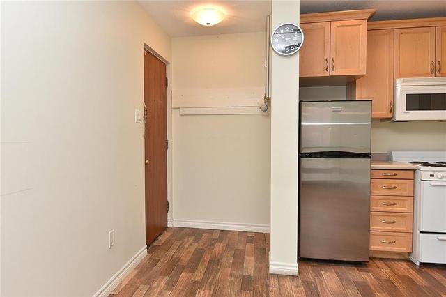 14 - 1759 King St E, Condo with 1 bedrooms, 1 bathrooms and null parking in Hamilton ON | Image 2