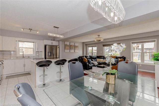 378 Parkvale Dr, House detached with 3 bedrooms, 2 bathrooms and 5 parking in Kitchener ON | Image 28