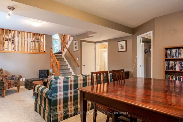 21 Foxhill Cres, House detached with 3 bedrooms, 2 bathrooms and 3 parking in St. Catharines ON | Image 19