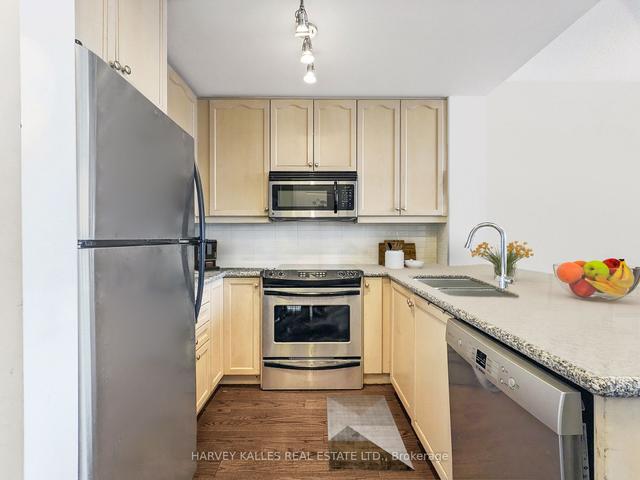PH09 - 308 Palmerston Ave, Condo with 2 bedrooms, 3 bathrooms and 1 parking in Toronto ON | Image 17