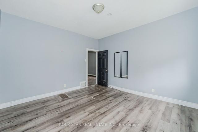 59 Eby St S, House detached with 4 bedrooms, 3 bathrooms and 2 parking in Kitchener ON | Image 22