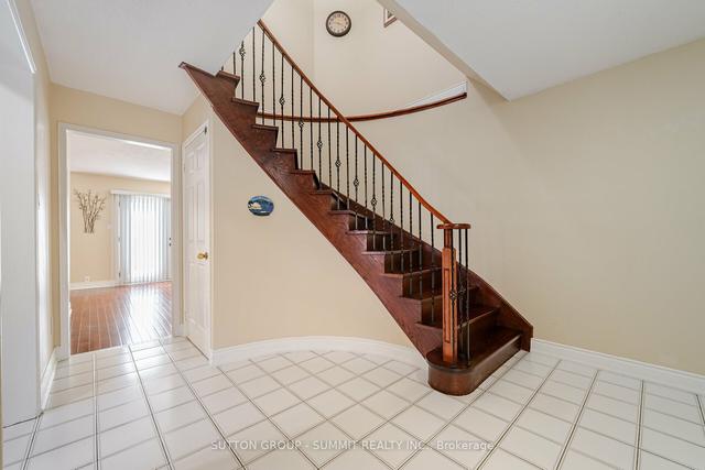13 Oaklea Blvd, House detached with 3 bedrooms, 4 bathrooms and 3 parking in Brampton ON | Image 11