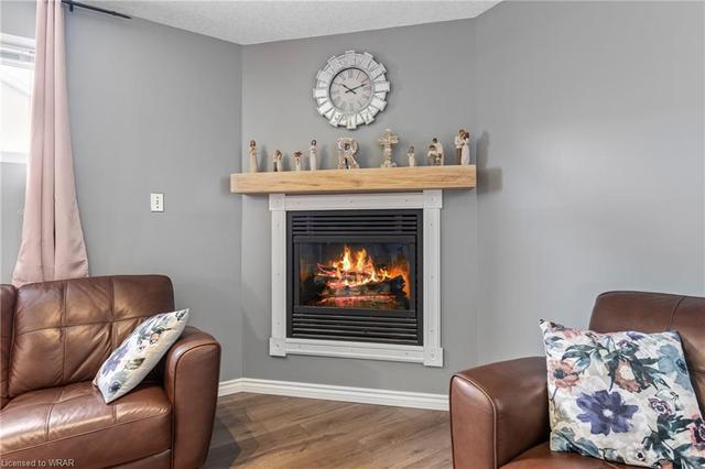 445 Bankside Cres, House semidetached with 3 bedrooms, 2 bathrooms and 3 parking in Kitchener ON | Image 17