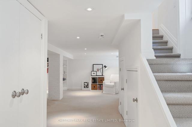 87 Brooke Ave, House detached with 4 bedrooms, 3 bathrooms and 3 parking in Toronto ON | Image 30