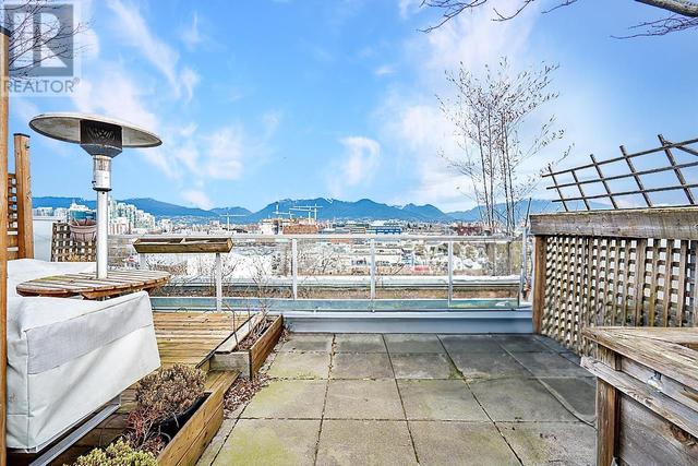 384 E 1st Ave, Condo with 1 bedrooms, 1 bathrooms and 1 parking in Vancouver BC | Image 1