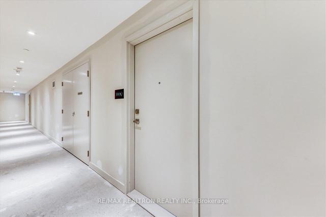 1009 - 10 Deerlick Ct, Condo with 3 bedrooms, 2 bathrooms and 1 parking in Toronto ON | Image 17