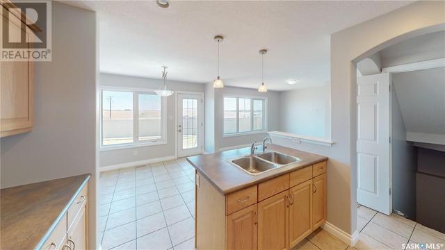 4279 Nicurity Drive, House detached with 3 bedrooms, 3 bathrooms and null parking in Regina SK | Image 10