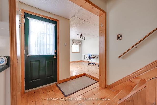 377 Forest Ave S, House detached with 3 bedrooms, 1 bathrooms and 4 parking in Orillia ON | Image 4