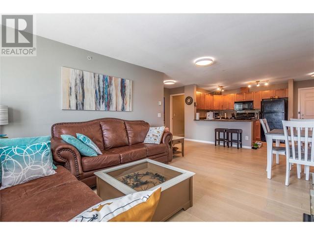 303 - 135 Ziprick Road, Condo with 2 bedrooms, 2 bathrooms and 2 parking in Kelowna BC | Image 9