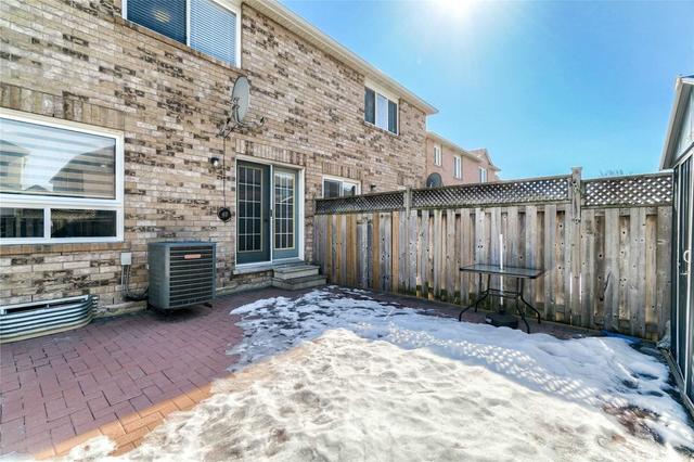 15 Sand Cherry Cres, House semidetached with 4 bedrooms, 3 bathrooms and 3 parking in Brampton ON | Image 30