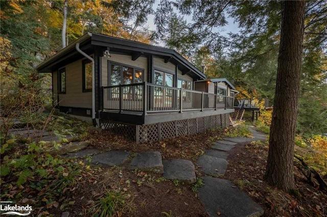 1103 Sugar Bush Rd, House detached with 4 bedrooms, 2 bathrooms and 6 parking in Lake of Bays ON | Image 39