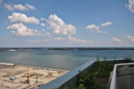 lph2 - 10 Queens Quay W, Condo with 2 bedrooms, 3 bathrooms and 2 parking in Toronto ON | Image 9