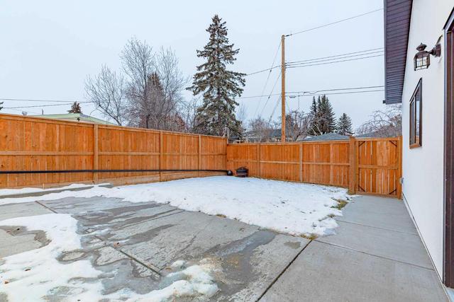 56 Klamath Place Sw, House detached with 5 bedrooms, 3 bathrooms and 3 parking in Calgary AB | Image 37